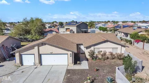 Exterior - 6322 E 41 St, Yuma, AZ 85365 photo 2 of 7