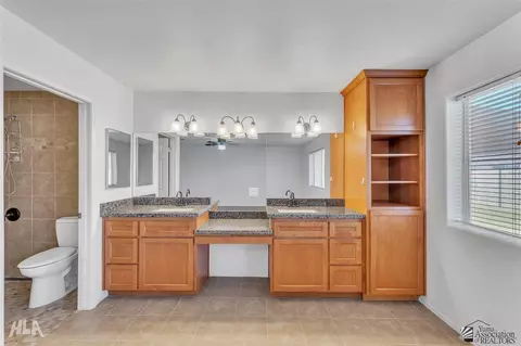 Kitchen - 6322 E 41 St, Yuma, AZ 85365 photo 5 of 5