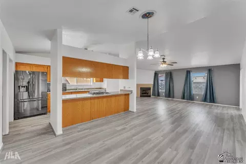 Kitchen - 6322 E 41 St, Yuma, AZ 85365 photo 1 of 5