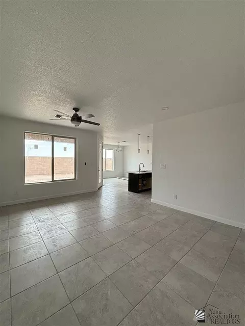 8409 E 34 Ln, Yuma, AZ 85365 photo 2