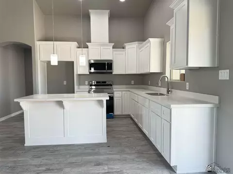 Kitchen - 10535 E Shale Dr, Yuma, AZ 85365 photo 4 of 4