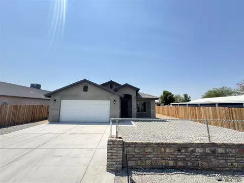 Exterior - 10535 E Shale Dr, Yuma, AZ 85365 photo 2 of 3