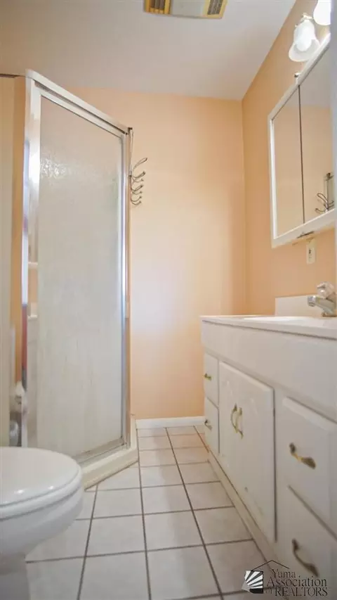 Bath - 13358 E 53 Ln, Yuma, AZ 85367 photo 1 of 1