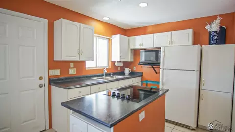 Kitchen - 13358 E 53 Ln, Yuma, AZ 85367 photo 1 of 5