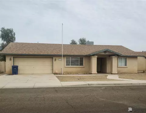Exterior - 7448 E 25 Pl, Yuma, AZ 85364 photo 2 of 6