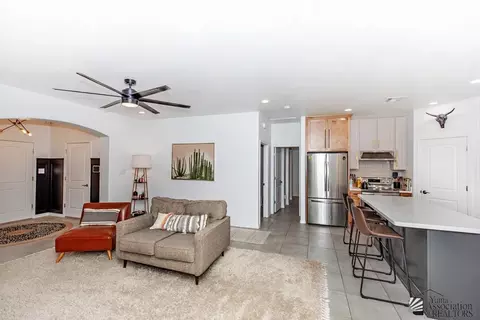 Living - 12558 E 49 Dr, Yuma, AZ 85367 photo 4 of 4