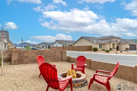 Exterior - 12558 E 49 Dr, Yuma, AZ 85367 photo 3 of 8