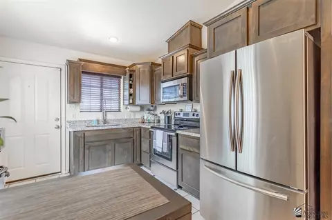 2575 Edais St, San Luis, AZ 85349 photo 5