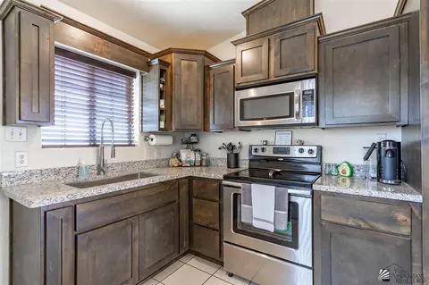 2575 Edais St, San Luis, AZ 85349 photo 4