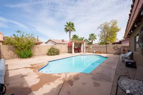 Exterior - 11184 E 25 Pl, Yuma, AZ 85367 photo 9 of 12