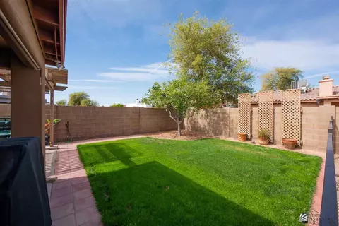 Exterior - 11184 E 25 Pl, Yuma, AZ 85367 photo 7 of 12