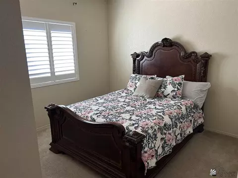 Bedroom - 7607 E 41 Rd, Yuma, AZ 85365 photo 7 of 10