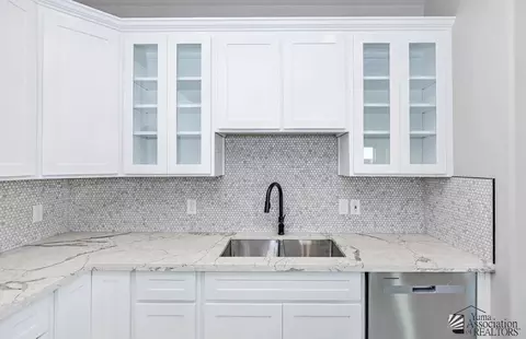 Kitchen - 3546 S Devane Dr, Yuma, AZ 85365 photo 7 of 7