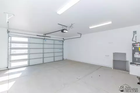 Exterior - 3546 S Devane Dr, Yuma, AZ 85365 photo 5 of 9