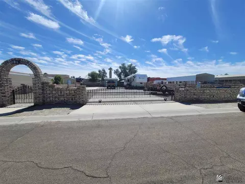13417 E 53 Dr, Yuma, AZ 85367 photo 2