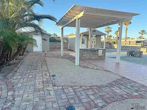 12322 S Dorothy Dr, Yuma, AZ 85367