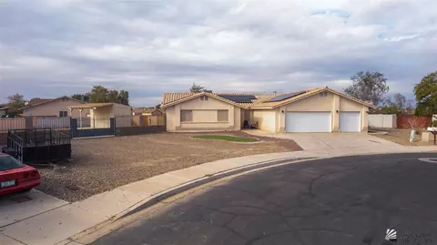 4026 S Tumbleweed Ave, Yuma, AZ 85365