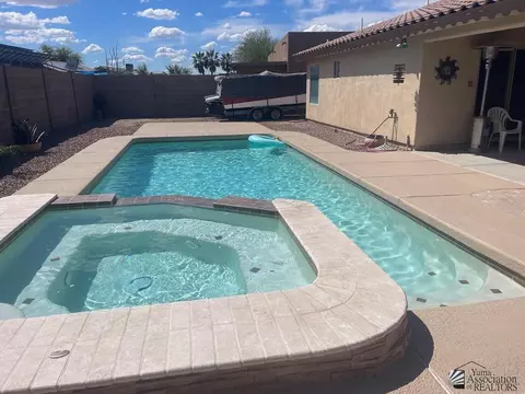 Exterior - 11621 E 27 St, Yuma, AZ 85367 photo 9 of 10