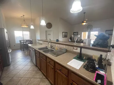 Kitchen - 11621 E 27 St, Yuma, AZ 85367 photo 3 of 3