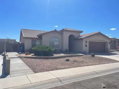 Exterior - 11621 E 27 St, Yuma, AZ 85367 photo 2 of 10