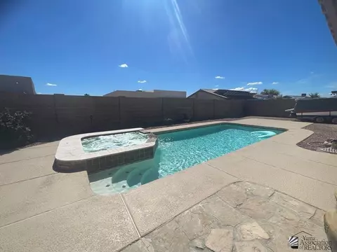 Exterior - 11621 E 27 St, Yuma, AZ 85367 photo 6 of 10