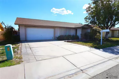 Exterior - 7475 E 24 Ln, Yuma, AZ 85365 photo 2 of 8