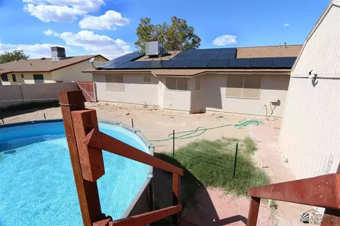 Exterior - 7475 E 24 Ln, Yuma, AZ 85365 photo 6 of 8