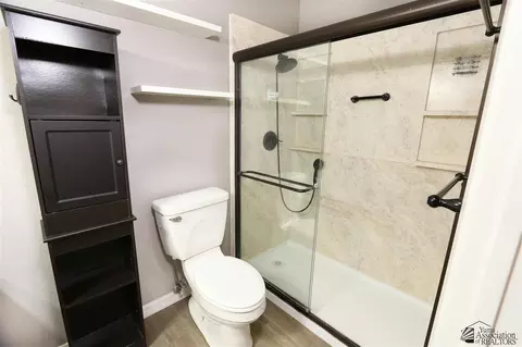 Bath - 7475 E 24 Ln, Yuma, AZ 85365 photo 1 of 3
