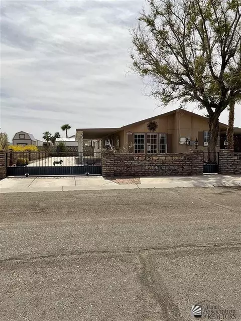 13607 E 53 St, Yuma, AZ 85367
