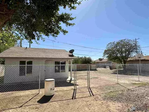 257 W George St, Somerton, AZ 85350