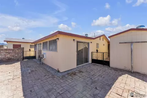 Exterior - 12434 E Brenda Dr, Yuma, AZ 85367 photo 10 of 11