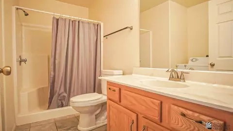 Bath - 10491 S Spring Ave, Yuma, AZ 85365 photo 1 of 2