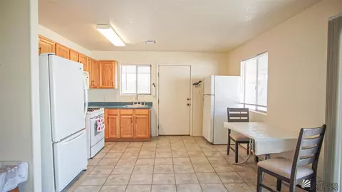 Kitchen - 10491 S Spring Ave, Yuma, AZ 85365 photo 2 of 2