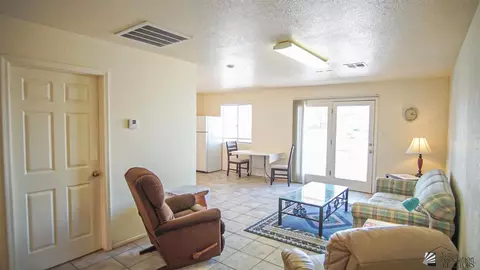 Living - 10491 S Spring Ave, Yuma, AZ 85365 photo 3 of 3