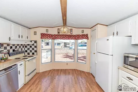 11381 E 38 Pl, Yuma, AZ 85367 photo 5