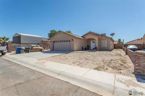9653 E 38 St, Yuma, AZ 85365