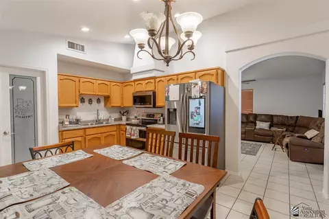 9653 E 38 St, Yuma, AZ 85365 photo 6