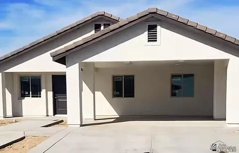 4792 E Hoyos St, San Luis, AZ 85336