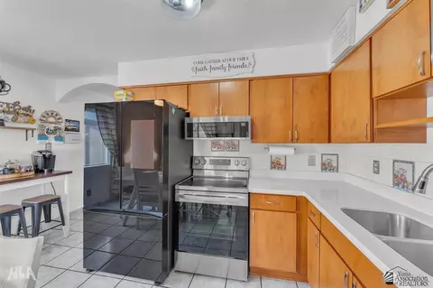 Kitchen - 404 E St, San Luis, AZ 85336 photo 1 of 2