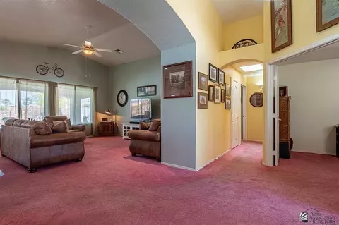 Living - 14294 E 50 Dr, Yuma, AZ 85367 photo 4 of 4