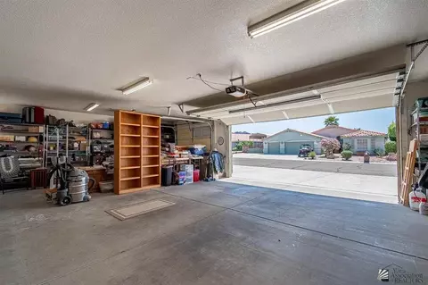 Exterior - 14294 E 50 Dr, Yuma, AZ 85367 photo 3 of 13