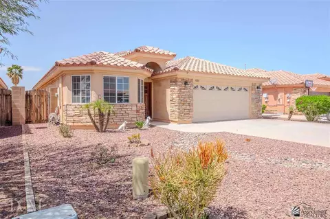 2652 S El Capitan, Yuma, AZ 85365