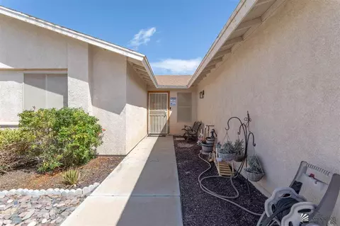 Exterior - 11340 E 26 Ln, Yuma, AZ 85367 photo 4 of 8