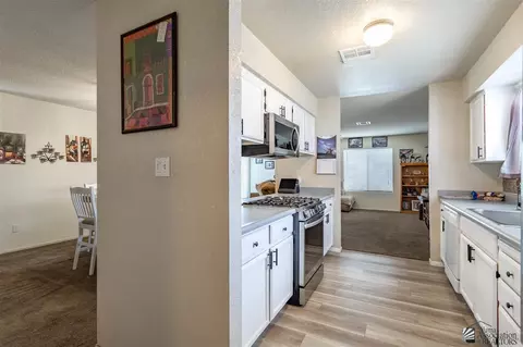 Kitchen - 11340 E 26 Ln, Yuma, AZ 85367 photo 3 of 3