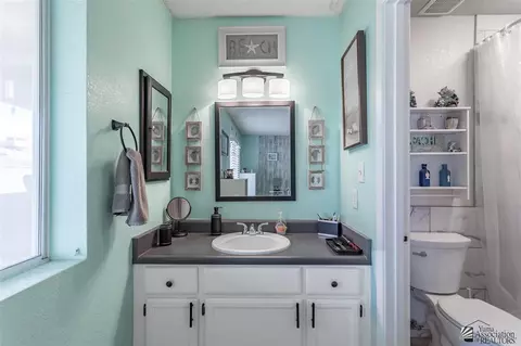 Bath - 11340 E 26 Ln, Yuma, AZ 85367 photo 2 of 3