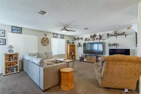 Living - 11340 E 26 Ln, Yuma, AZ 85367 photo 1 of 2
