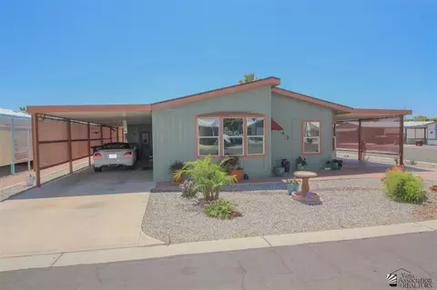 943 W Lakeside Cir, Yuma, AZ 85365