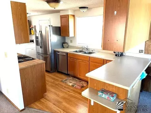 11421 E 37 Pl, Yuma, AZ 85367 photo 3