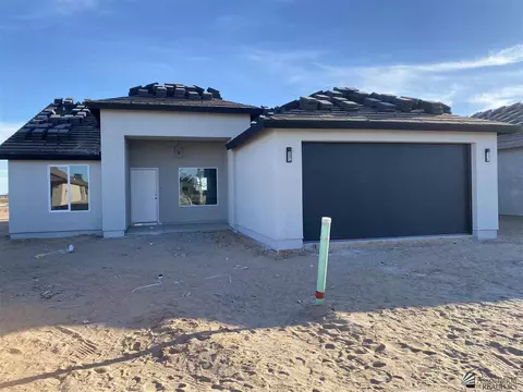 4722 E Ortega St, San Luis, AZ 85349