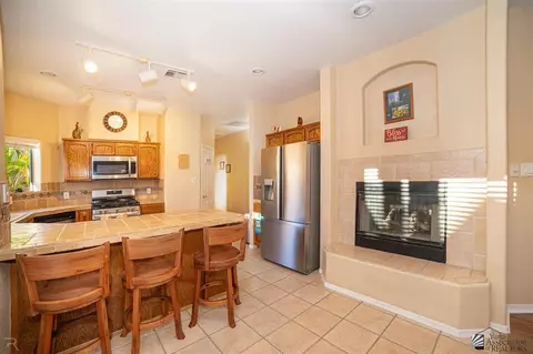 Kitchen - 14297 E 49 Ln, Yuma, AZ 85367 photo 3 of 3